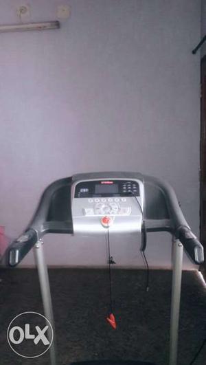 Viva Treadmill