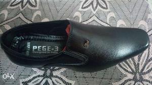 Black Pege-3 Leather Dress Shoes
