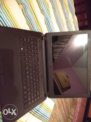 Good working hp laptop 2 gb ram 250 hdd 2 hr