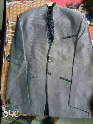 Grey color branded 3 piece coat pent