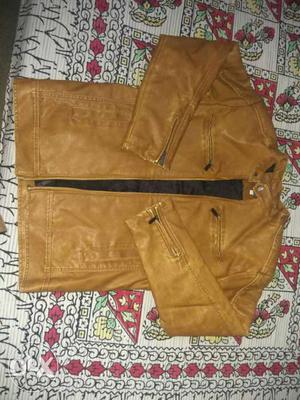 High quality leather jacket. L size for men's.