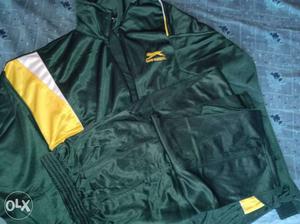 Men's Green And Black Full-zip Jacket And Sweatpants
