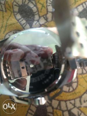 Men's diesel wrist watch (5Bar).. full original.
