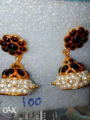 Pair Of Black-and-white Gold-colored Earrings