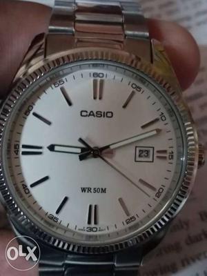 Want to sold urgent Casio original with accessories and