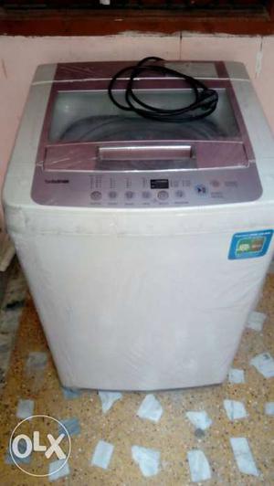 White And Gray Top-load Washing Machine