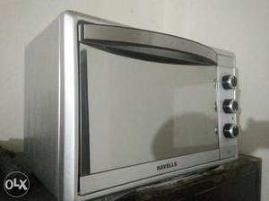 Silver Havells Toaster Oven call eight one 95 eight four 600
