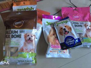 We provide all type of pet food and accesiories