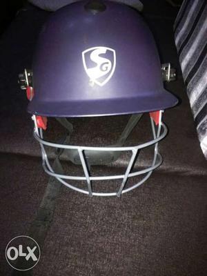 Sg helmet in perfect condition