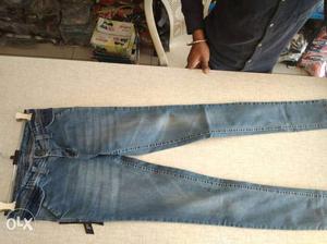 Branded showroom jeans(ladies) stock clearance
