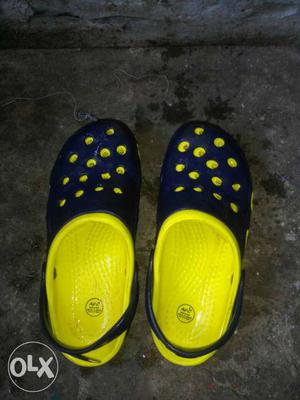 Crocs blue&yellow