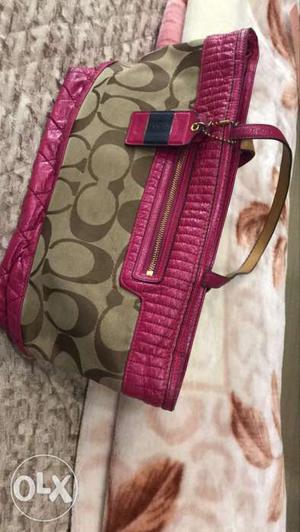 Designer bag -Original Coach Bag in pink (pre-loved)
