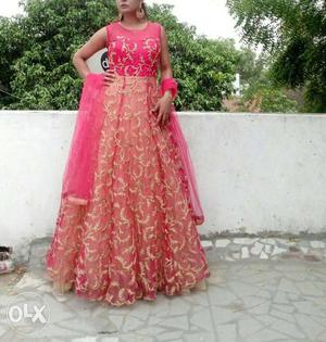 Elagent designer heavy gown dress in pink & cream