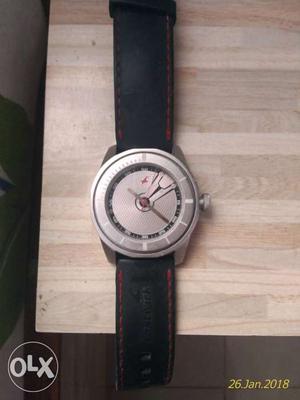 Excellent Fasttrack watch with sporty look.