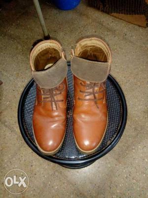 Leather boots in good condition, hardly