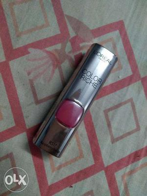 Loreal Color Riche Moist matte Lipstick only at Rs 750!!