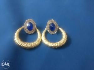 Pair Of Gold-colored Blue Gemstone Encrusted Earrings new