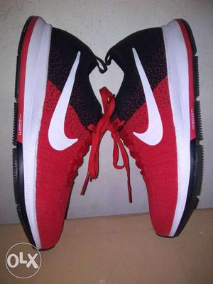 Red-black-and-white Nike Basketball Shoes