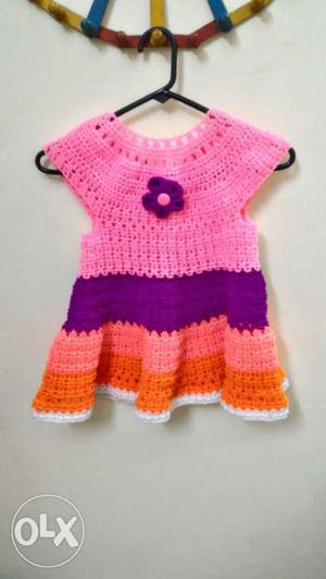 A woollen frock for a girl of 4+ It is crocheted