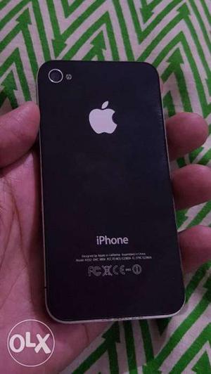 Apple iPhone 4. Tip top condition. Original iPhone.