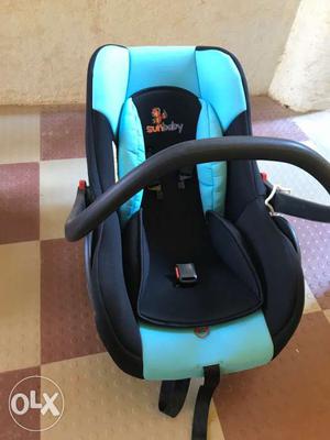 Baby car seat, can be use for infants till 2yrs.