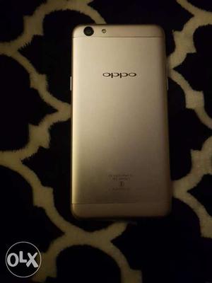 Brand new condition 1 month old(oppo f3)