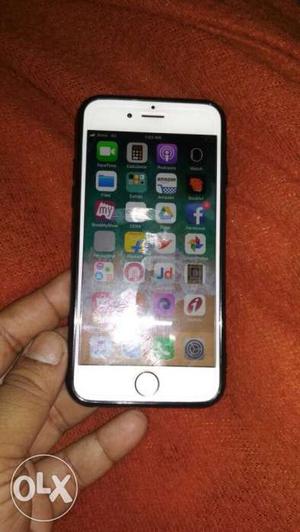 IPhone 6 64 gb very very good condition not even