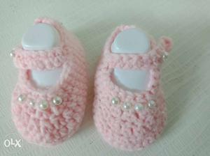 Made on request. Crochet baby booties