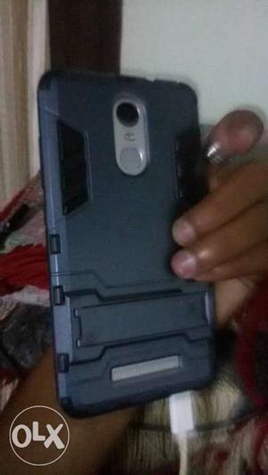 Mi note 3 mint condition wit box and original