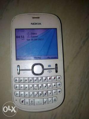 Nice Phone.. It is on good condition..
