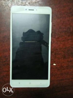 Redmi note 4 4gb ram, 64 gb internal good