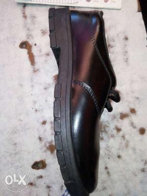 School shoe for sales... wholesales all size