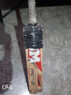 Brown And Red Pro T-20 Cricket Bat