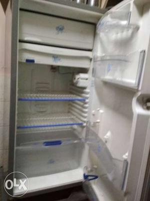 Fridge Working Selling as bought new one