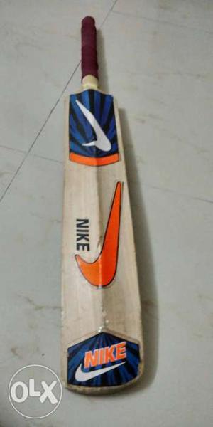 Hard stroke professional nike english willow cricket bat