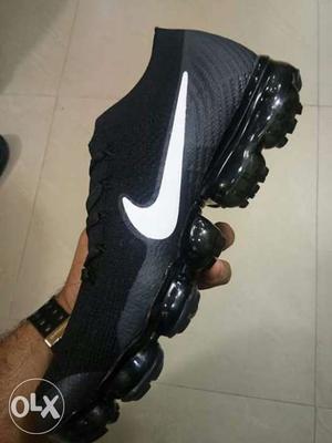 Black Nike Golf Shoe