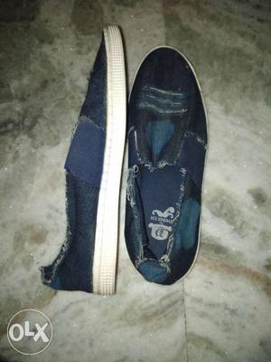 Black-and-blue Denim Slip-on Shoes