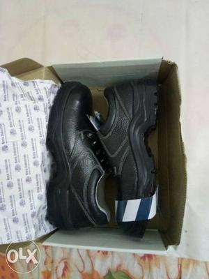 Pair Of Black Laced-up safety Shoes With Box BATA, size 9