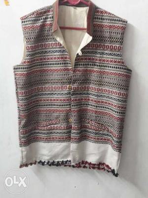 Red And Gray Bottom-up Vest