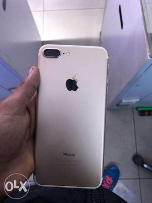 Iphone 7 plus 128 gb gold color with all accessories