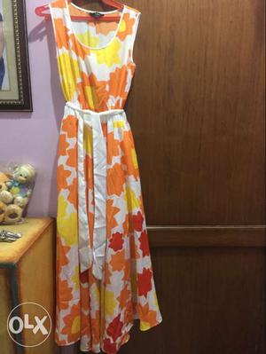 Floral Full Gown not Used.medium size