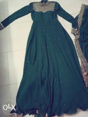 Green Long-sleeved Long Dress