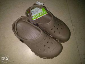 Pair Of brand new Crocs of Size 7 with 40% discount on MRP