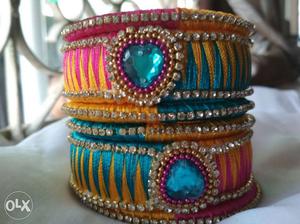 Thread bangles colours can be customize