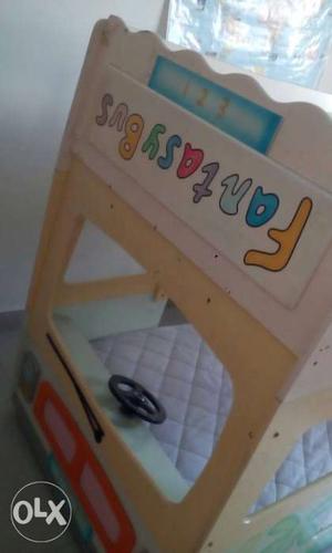 Baby's White And Teal Fantasy Bus Bed Frame