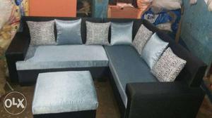 Black and blue fabric sofa awsm condition
