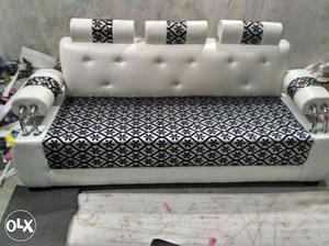 Exclusive new 3 seater sofa with cushion