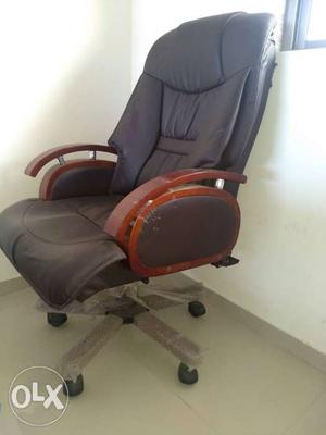 Imported professional chair