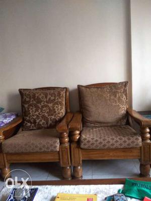 Sofa with full sets..Total 5 sitters,in very good