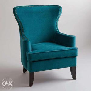 Wing arm chair available in affordable price